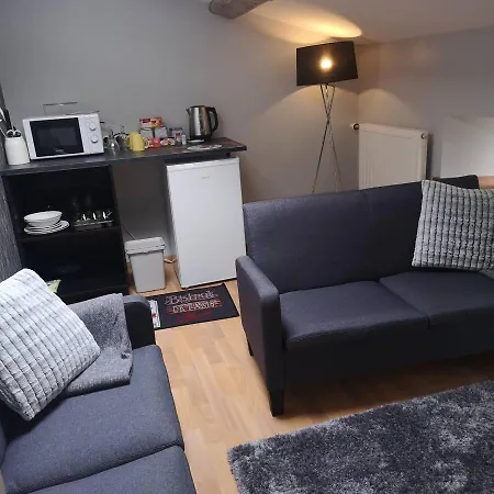 Le Pommier D'hote 3*